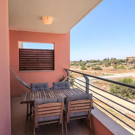 Isabella One Bedroom 아파트 *